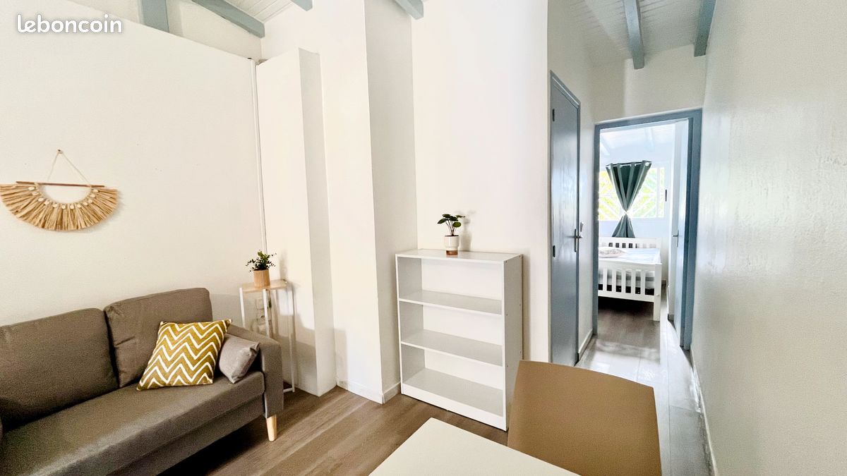 Appartement 2 pièces 24 m² · à Le Gosier · 24 m² · 590 €