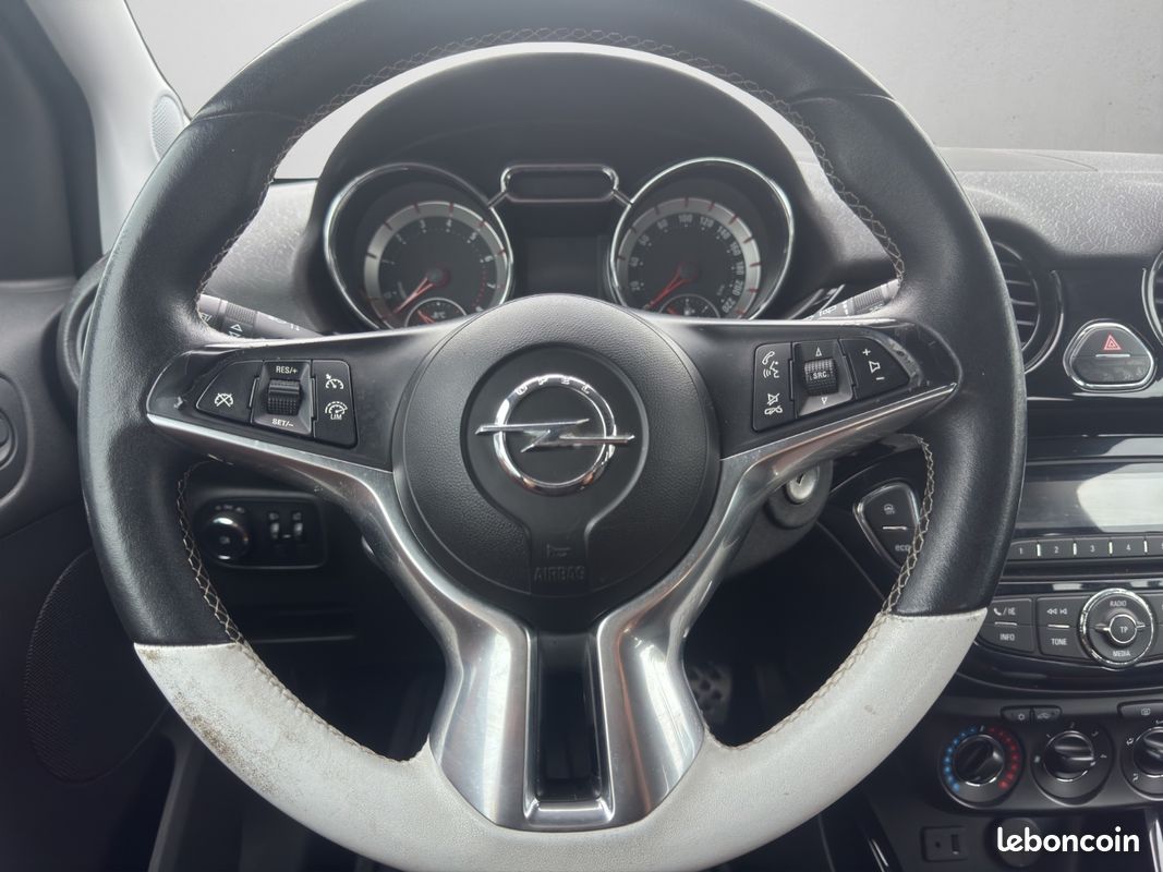 OPEL ADAM 1.4 Twinport 87 ch S/S White Link (image 16)