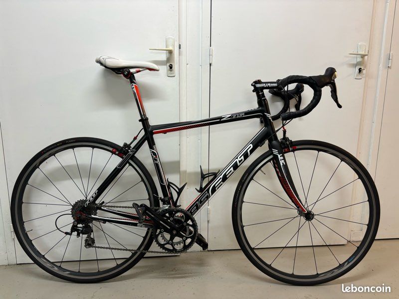 Shimano 105 Taille Velo Felt Vélo De Route FELT Z85 Taille 56 Vélos