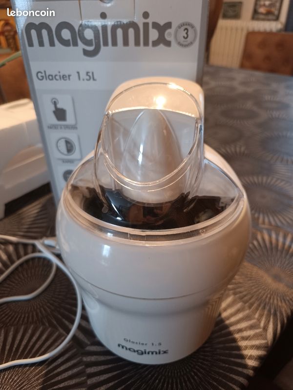 Sorbetière Magimix glacier 1.5l très bon état (image 1)