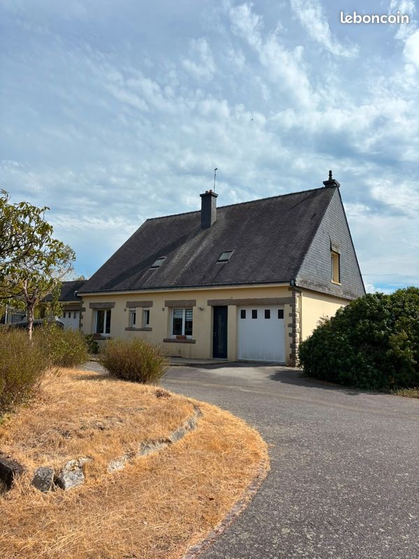 Maison 6 pièces 159 m² · à Ambon · 159 m² · 381 000 €