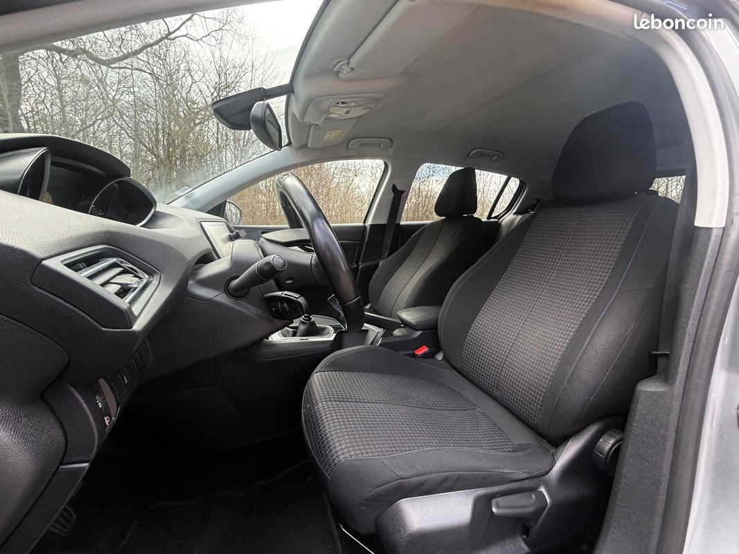PEUGEOT 308 II Phase II 1.2 THP Puretech 110 STYLE (image 8)
