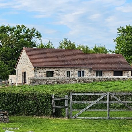 CHARMANTE MAISON 4 PIECES 120 m2