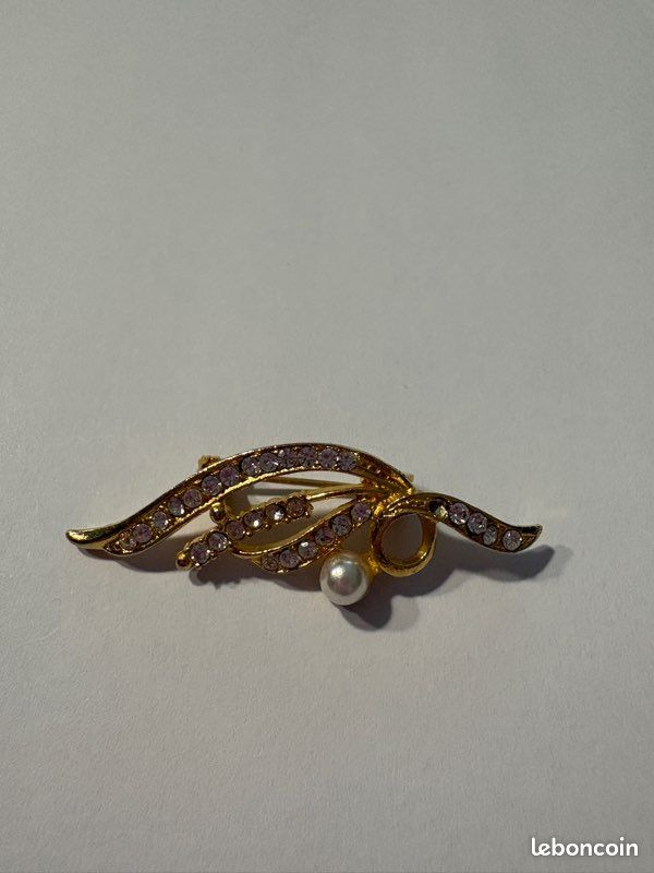 Broche Ancienne Plaquée Or - Modèle Vintage - Occasion - Bijou Fantaisie