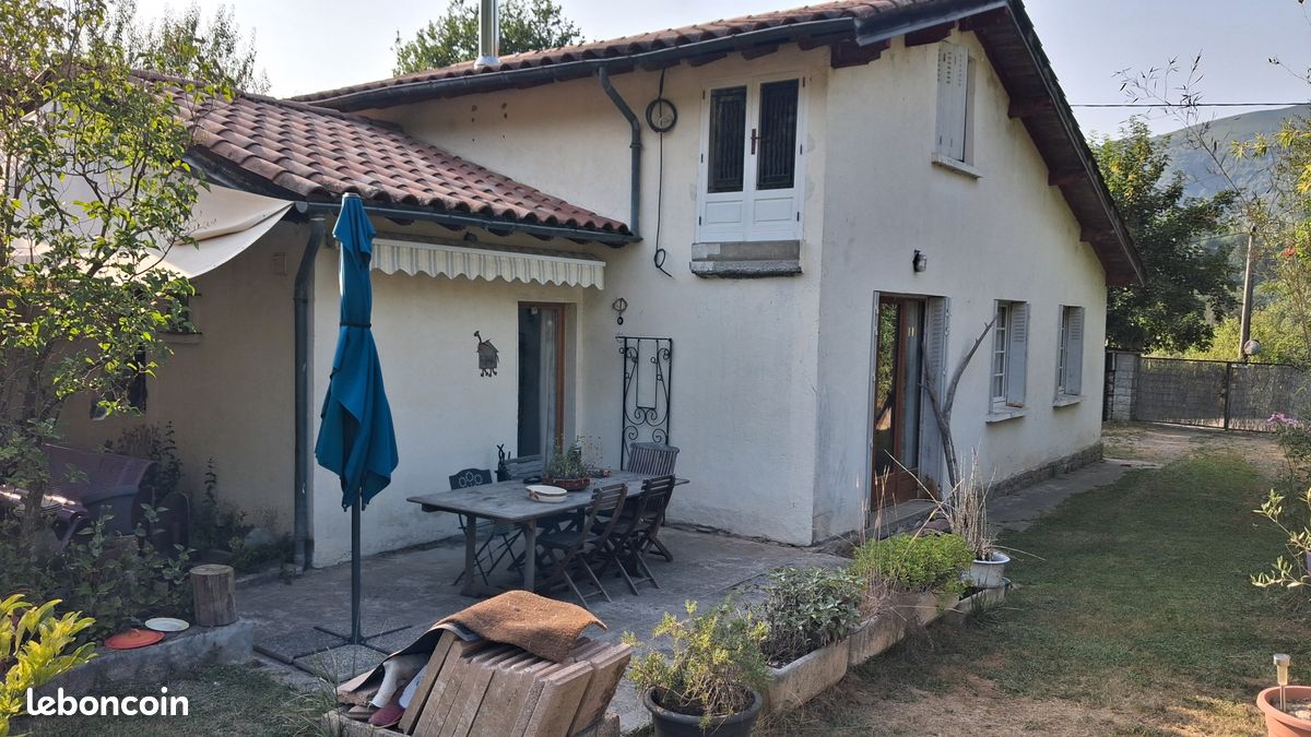 Maison 4 pièces 105 m² · à Massat · 105 m² · 185 000 €