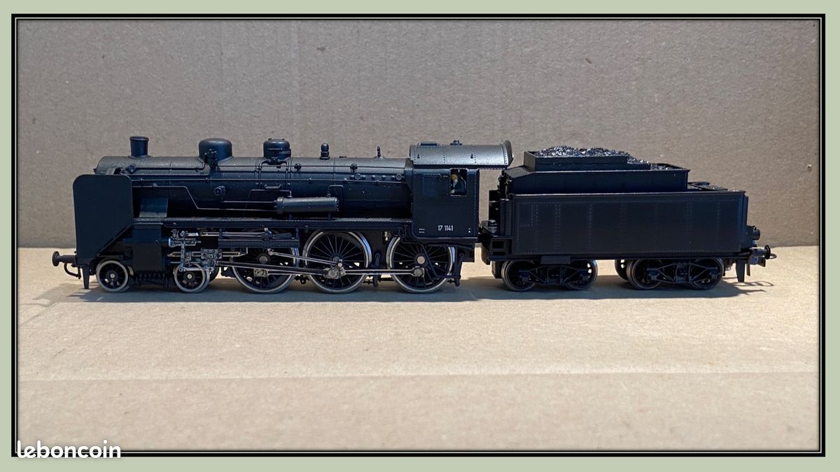 Maquette locomotive à assembler