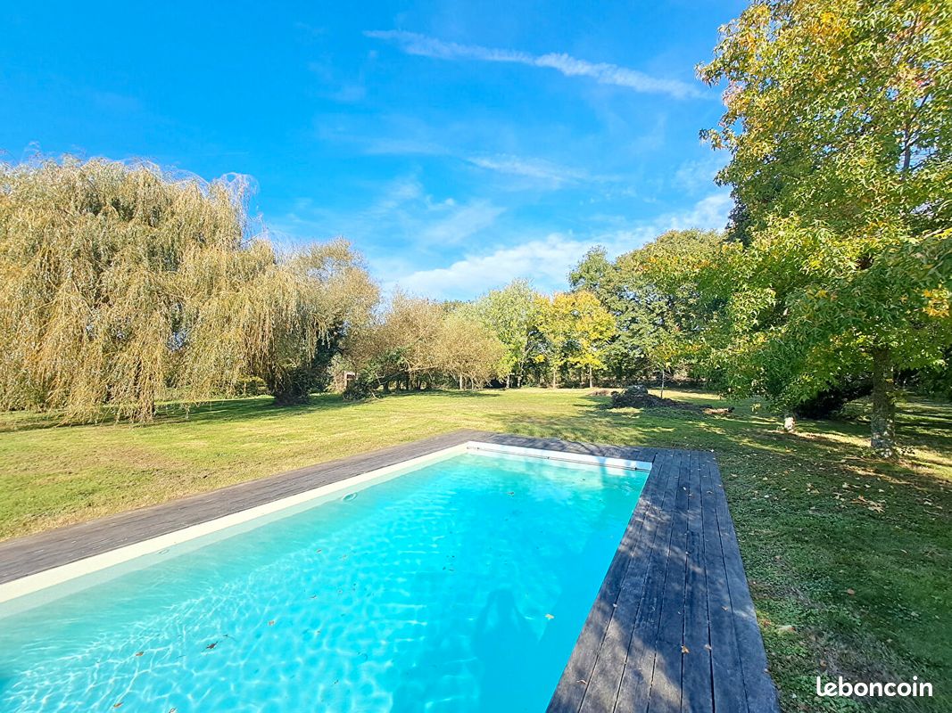 Ferme 6 pièces 244 m² (image 2)