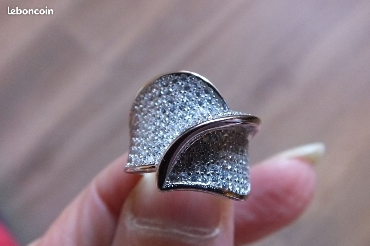 Bague étincelante argent massif et brillants (image 1)