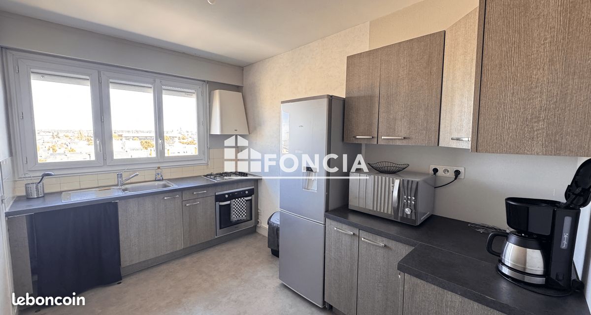 Parking 74 m² · à Le Mans · 74 m² · 139 900 €