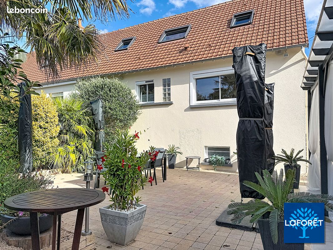 Maison 5 pièces 115 m² · à La Chaussée-Saint-Victor · 115 m² · 244 950 €