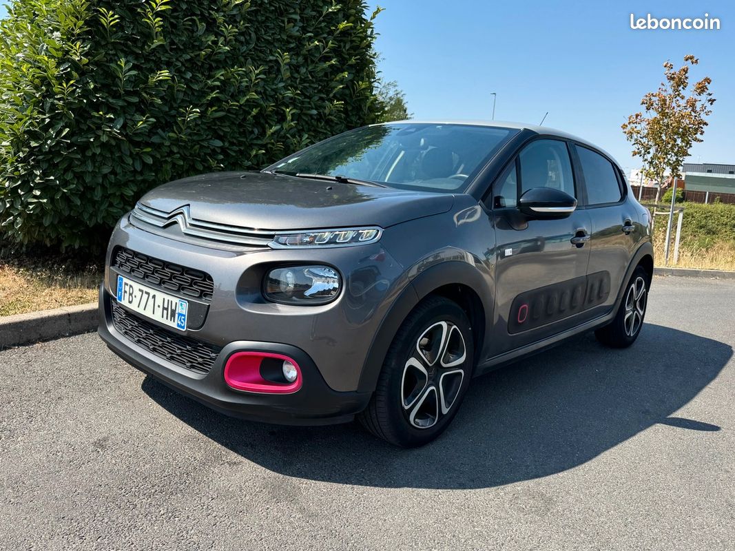 Citroën C3 III 1,2 VTI essence 82 cv / GPS, Camera (image 1)