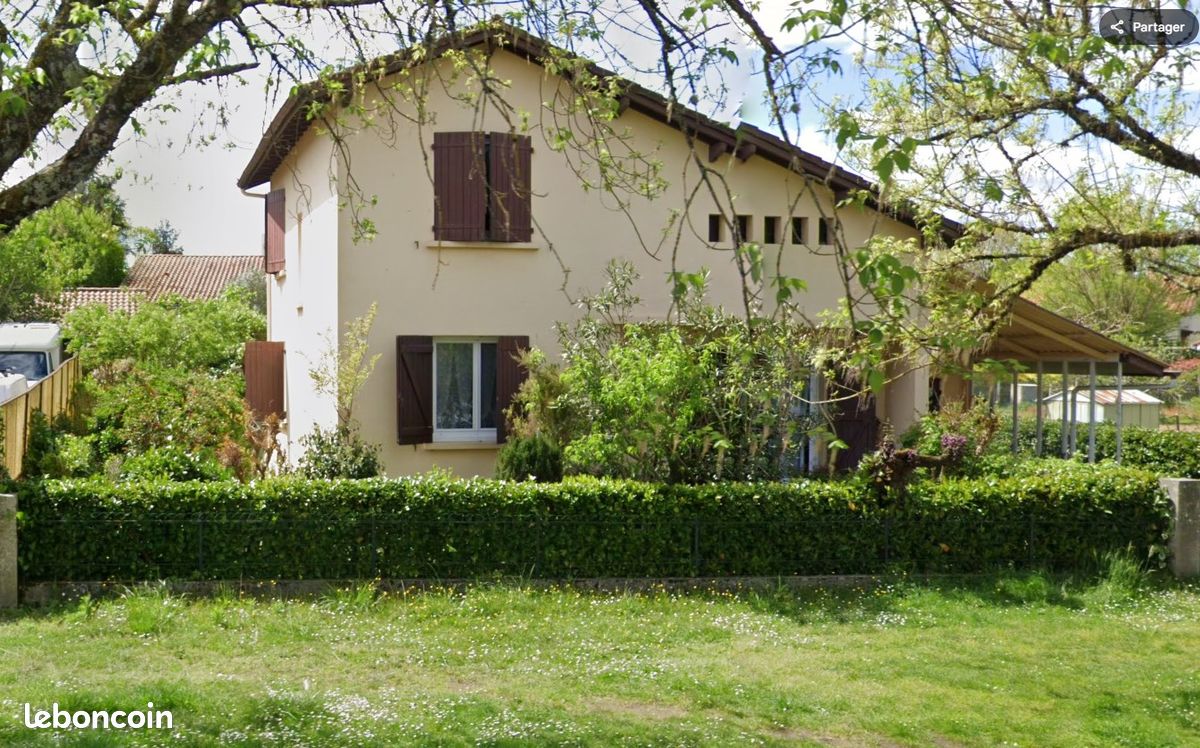 Maison 6 pièces 82 m² · à Saint-Pierre-du-Mont · 82 m² · 148 000 €