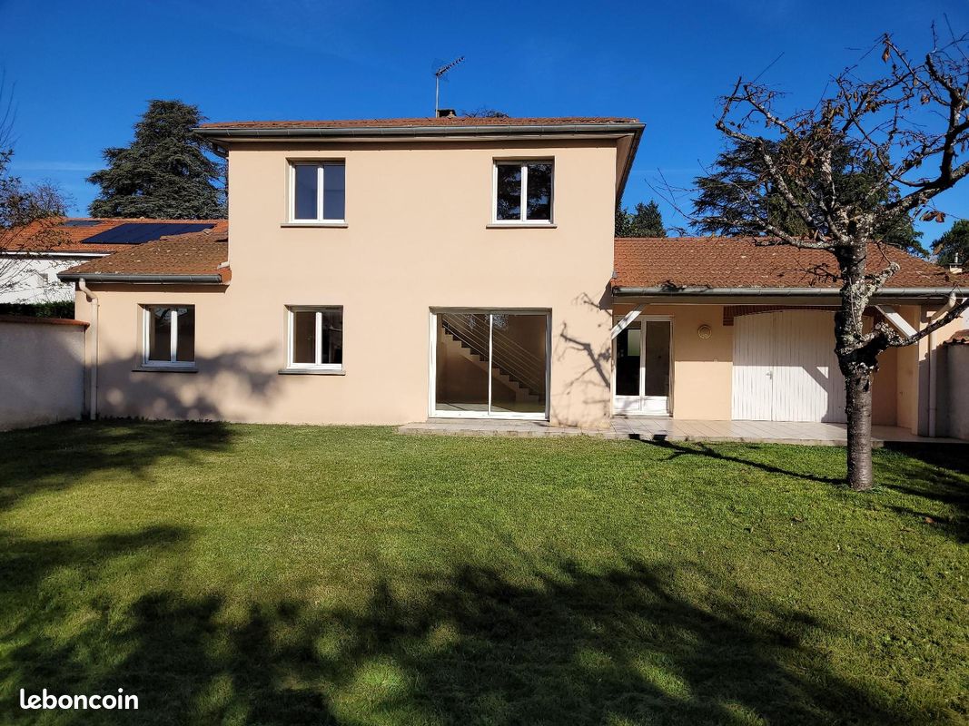 Maison 4 pièces 120 m² · à Andrézieux-Bouthéon · 120 m² · 1 215 €/mois