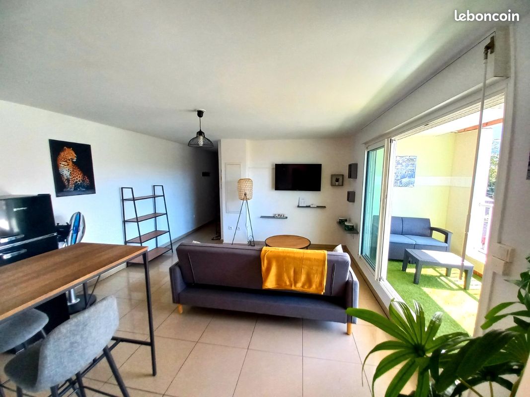 Appartement 2 pièces 38 m² · à Saint-Denis · 38 m² · 129 000 €
