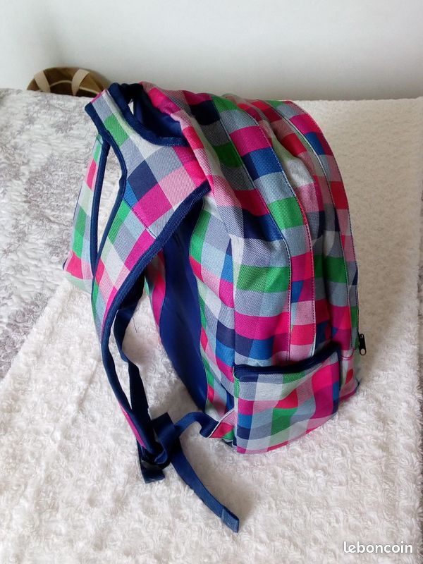 Cartable d'ecolier (image 1)