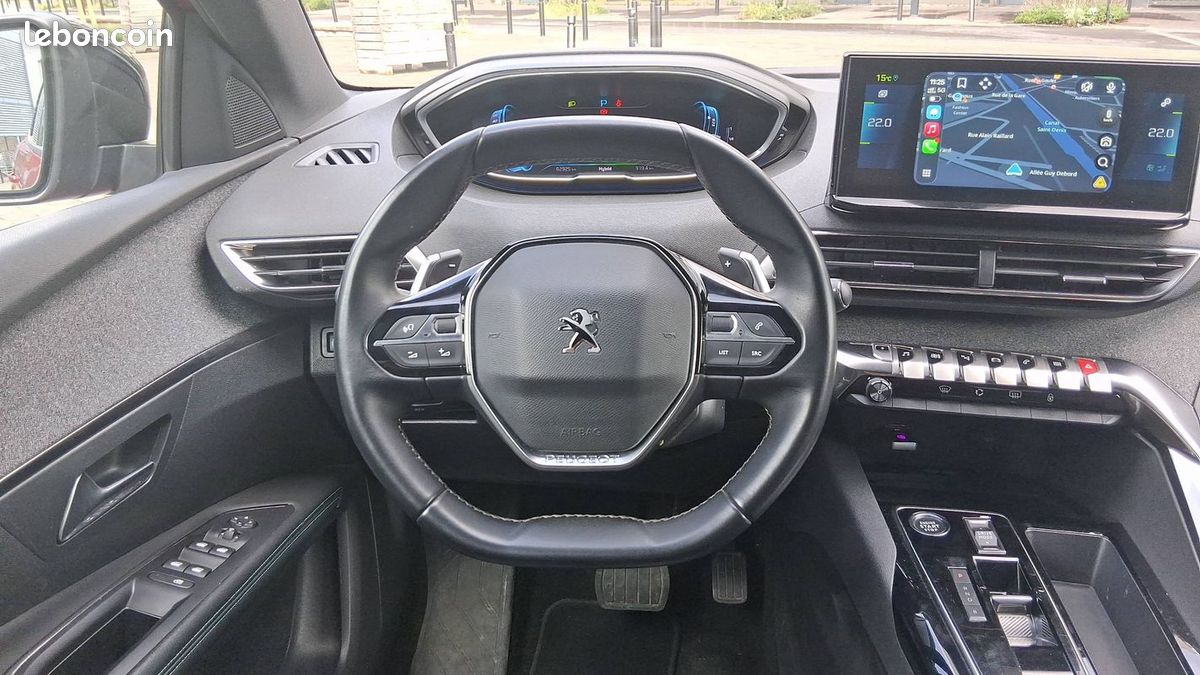 Peugeot 3008 1.6 THP 180 Hybrid e-EAT8 Allure Pack (image 24)