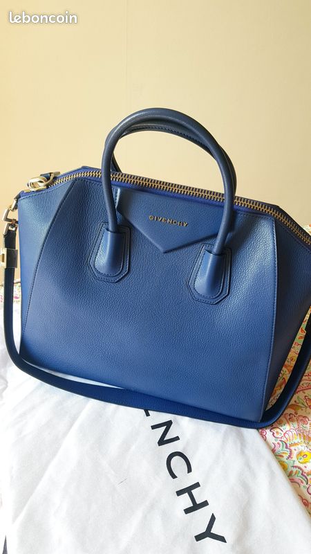 Sac Givenchy ANTIGONA Medium bleu quasi neuf (image 3)