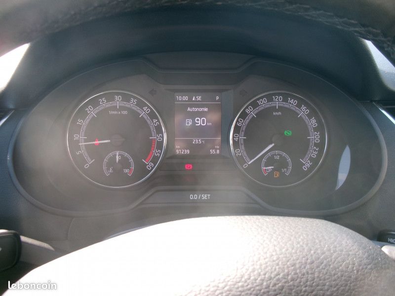 Skoda OCTAVIA COMBI 1.6 TDI 116CH SCR BUSINESS DSG7 EURO6D-T (image 19)