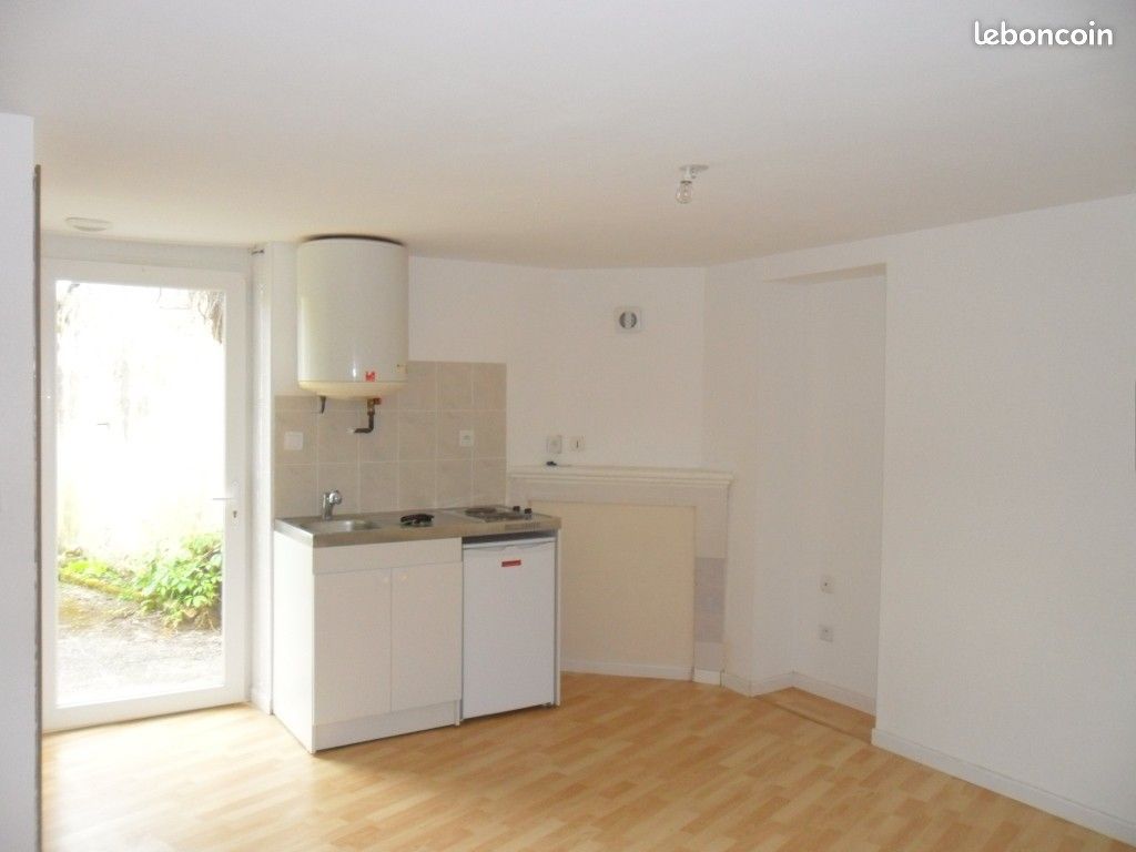 Studio 1 pièce 16 m² - Ruelle-sur-Touvre 16600 (image principale 1)