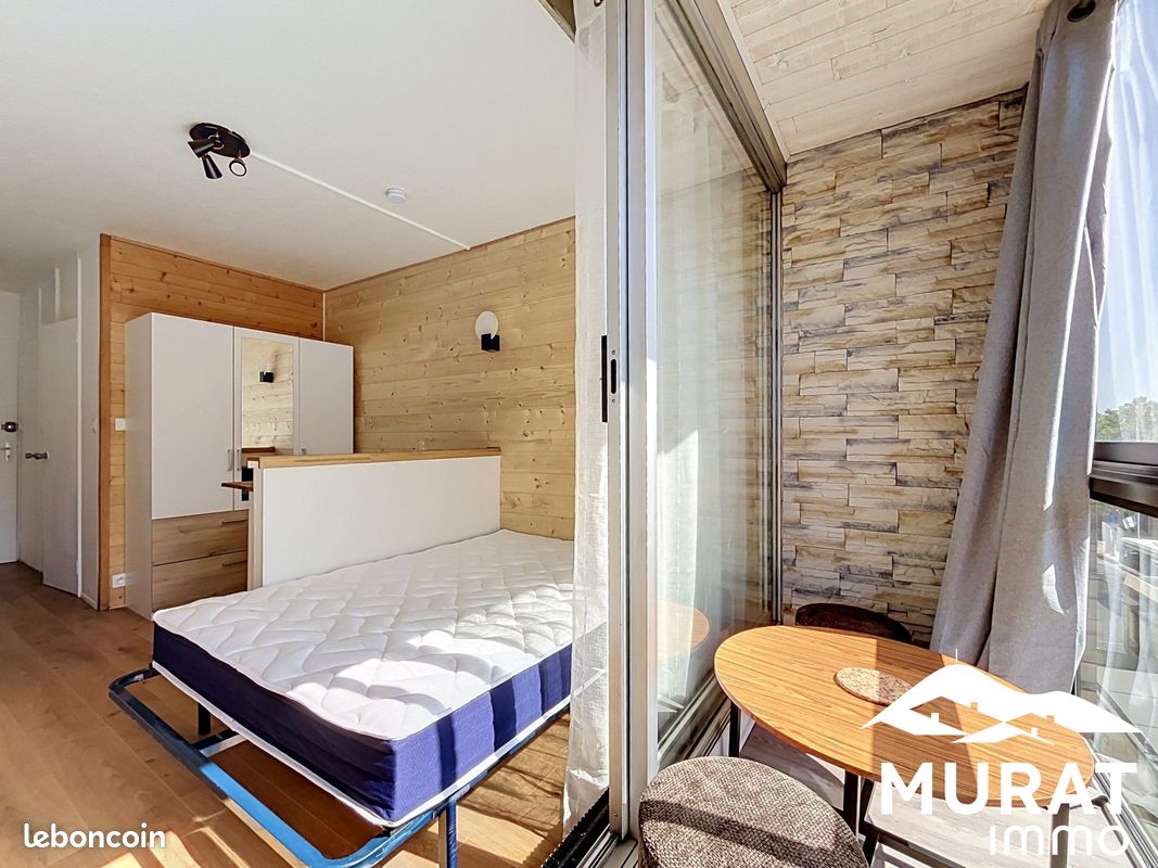 Appartement 1 pièce 18 m² · à Royat · 18 m² · 496 €