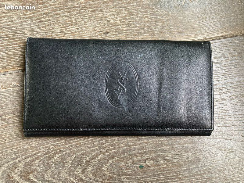 Grand Portefeuille à Rabat Yves Saint Laurent - Cuir, Couleur Opyum Rouge, Neuf Avec étiquettes