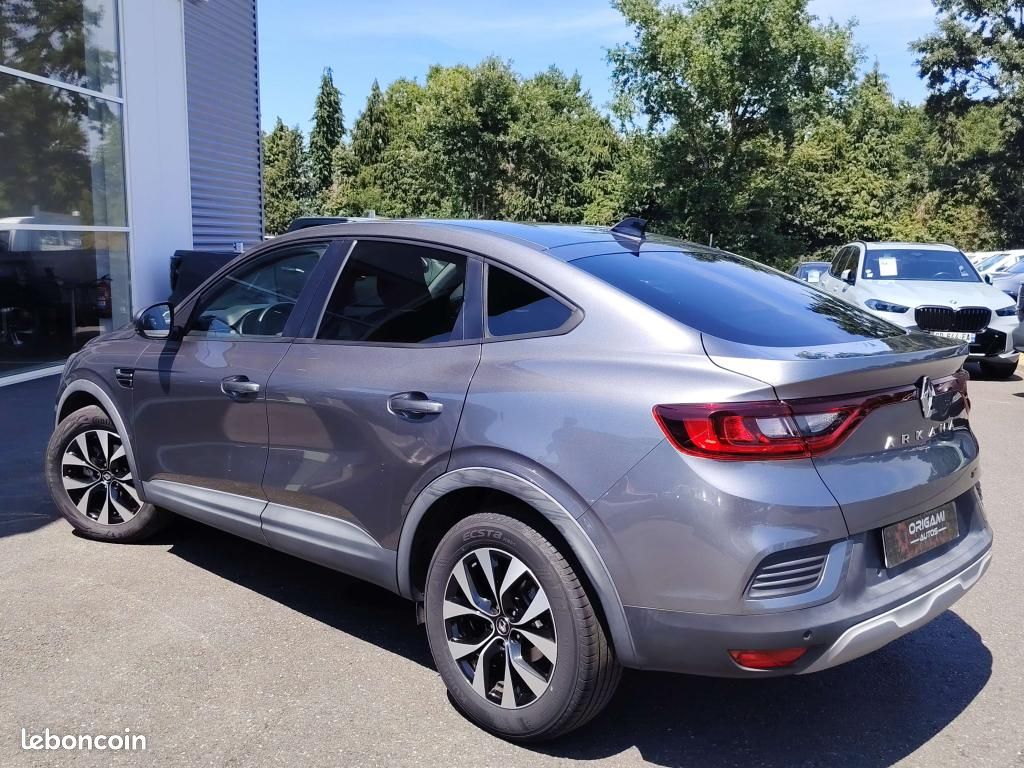 RENAULT ARKANA EVOLUTION 1.6 E-Tech Hybride 145ch BVA (image 2)