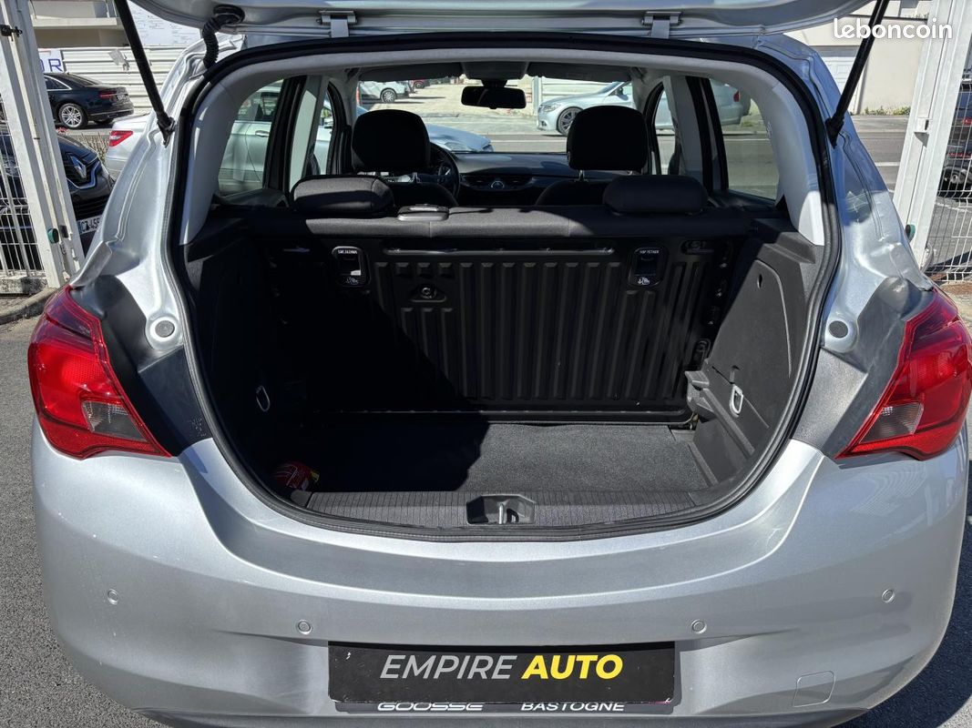 OPEL CORSA 1.2 70ch Black Edition (image 11)