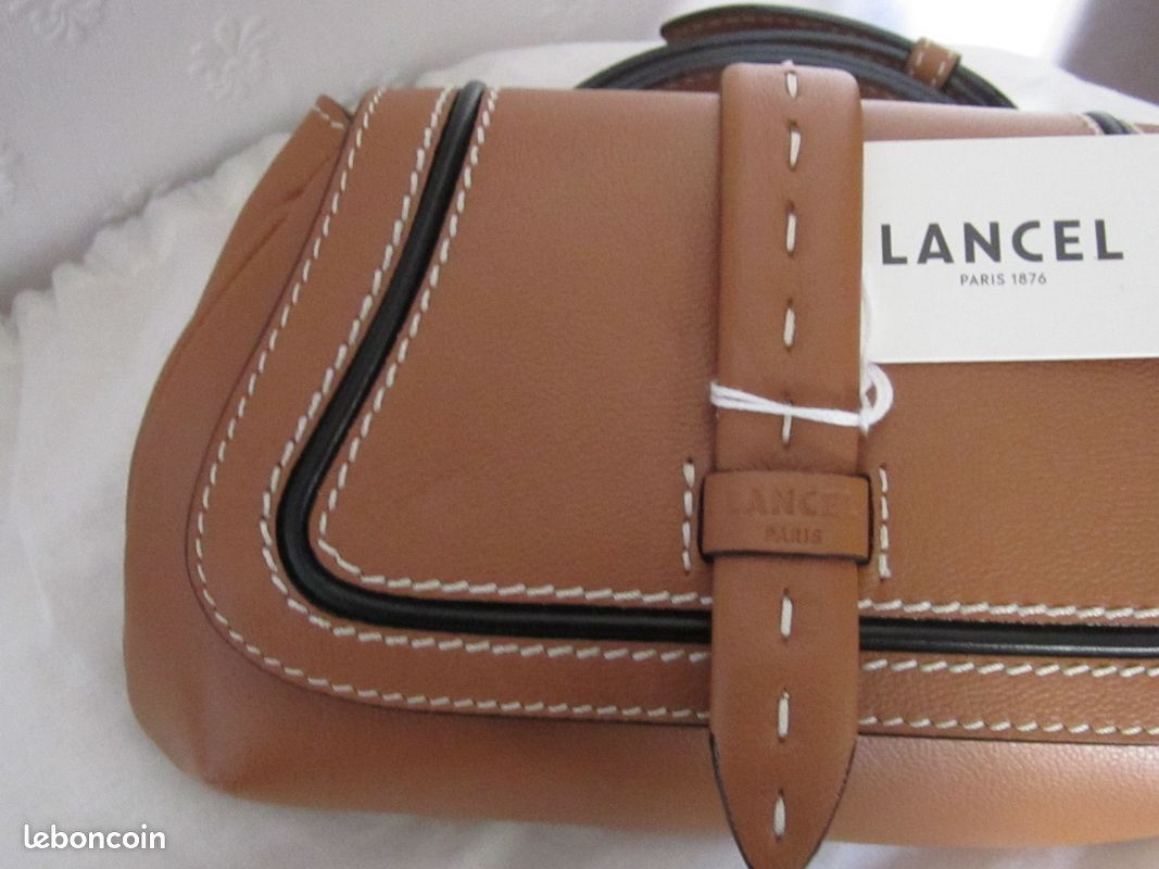 Sac ceinture LANCEL camel noir cuir Accessoires Bagagerie