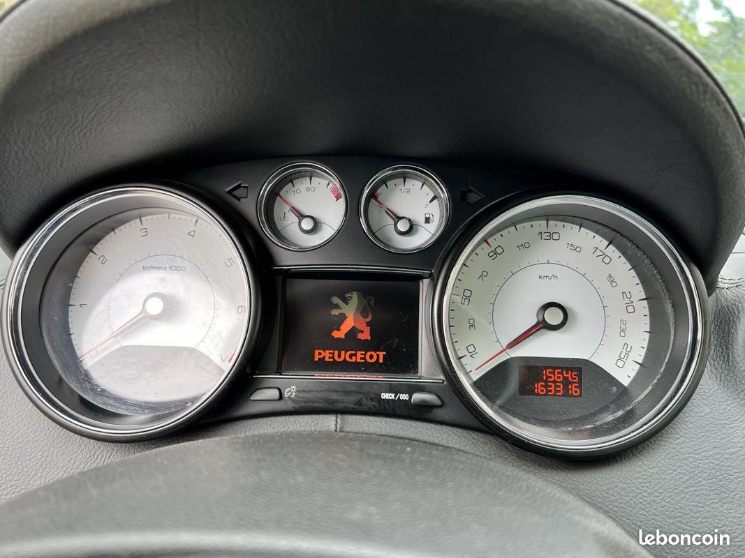 PEUGEOT 308 CC 1.6 THP 16V - 156 - BVA CC COUPE CABRIOLET Féline PHASE 1 (image 12)