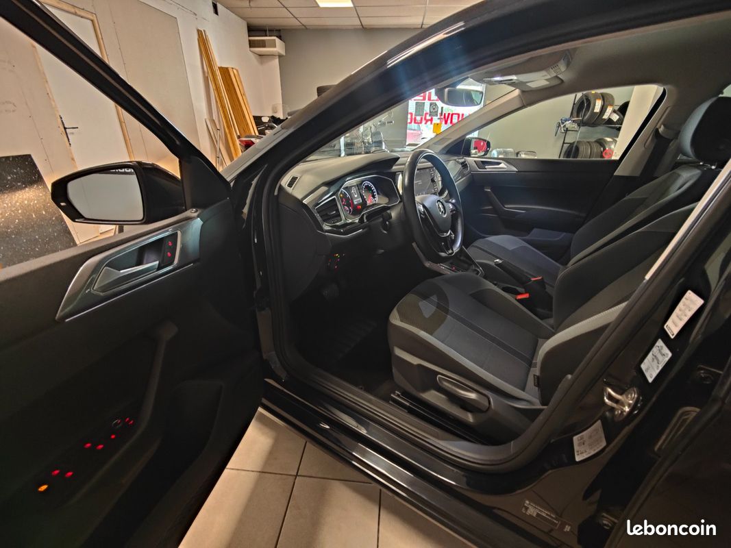VOLKSWAGEN POLO 1.0 TSI 110 SS DSG7 Carat (image 5)