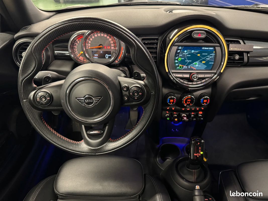 MINI Cooper S 2.0L 192ch Edition Greenwich - Toit ouvrant - Suivi complet - Bande blanche Fournie neuve - 2020 (image 14)