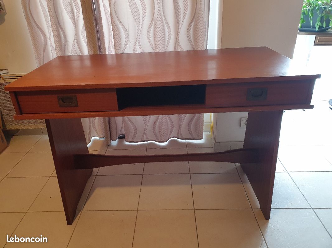 Bureau vintage (image 1)
