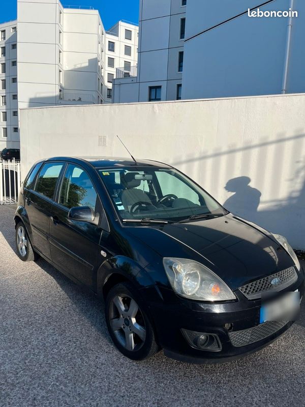 Ford Fiesta (image 3)