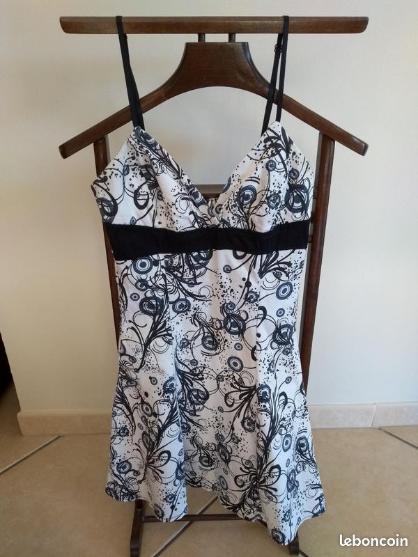 Robe a bretelles taille unique blanche et bleu (image 2)