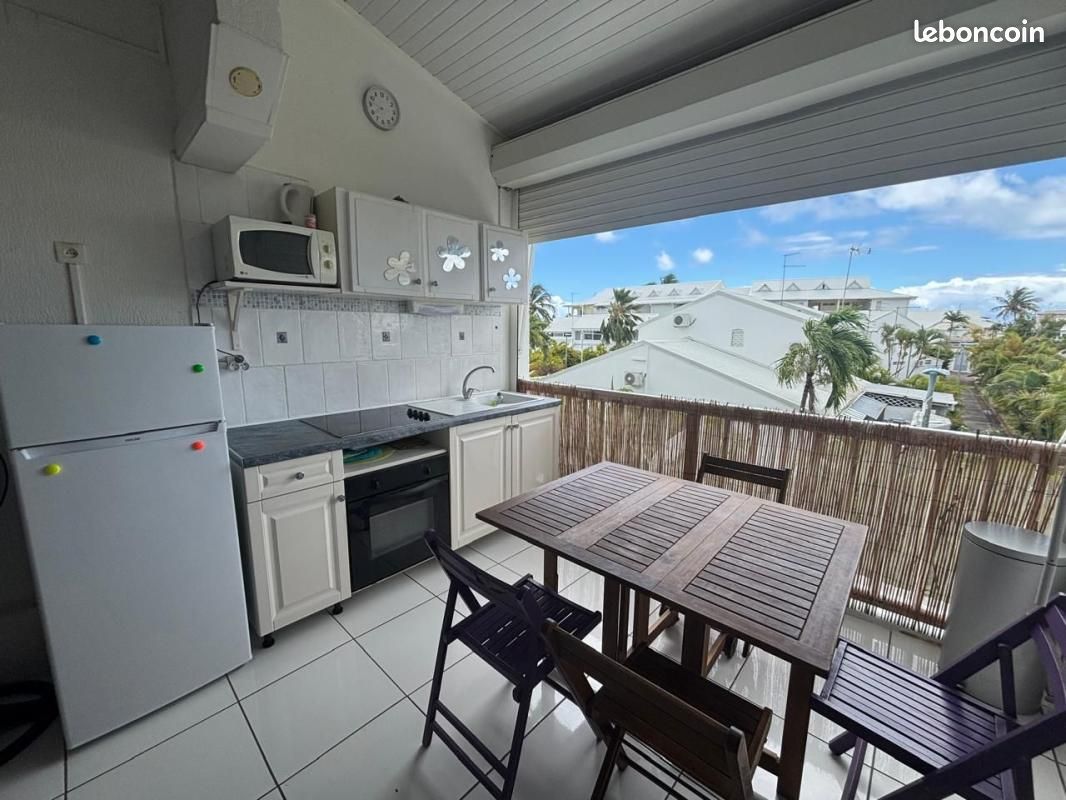 Appartement 1 pièce 24 m² · à Saint-François · 24 m² · 600 €/mois