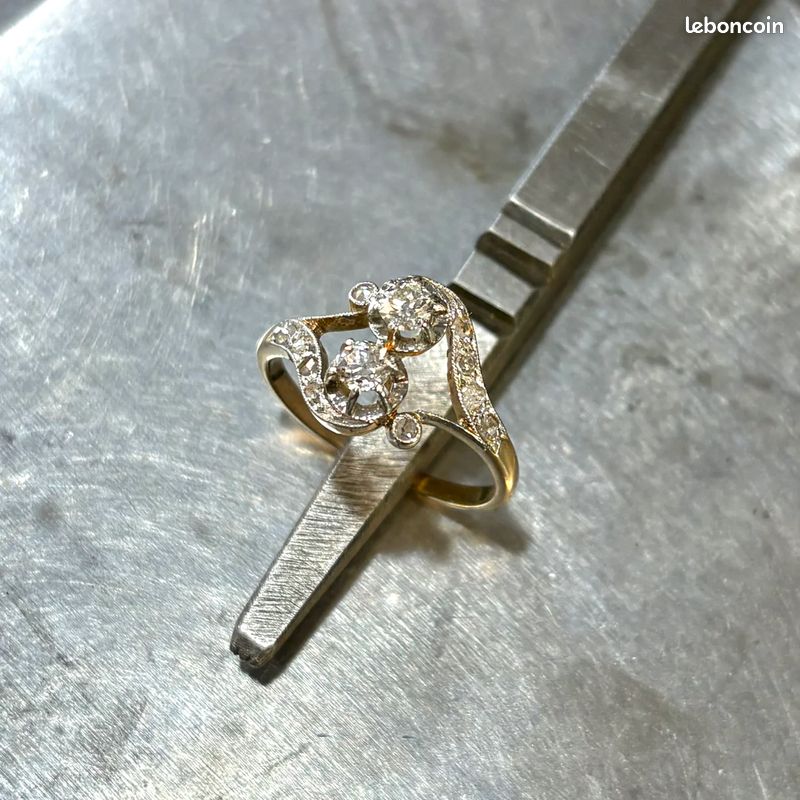 Bague Moderniste En Argent (poinçon) - Taille 52 - Design Artistique - Occasion Très Bon état