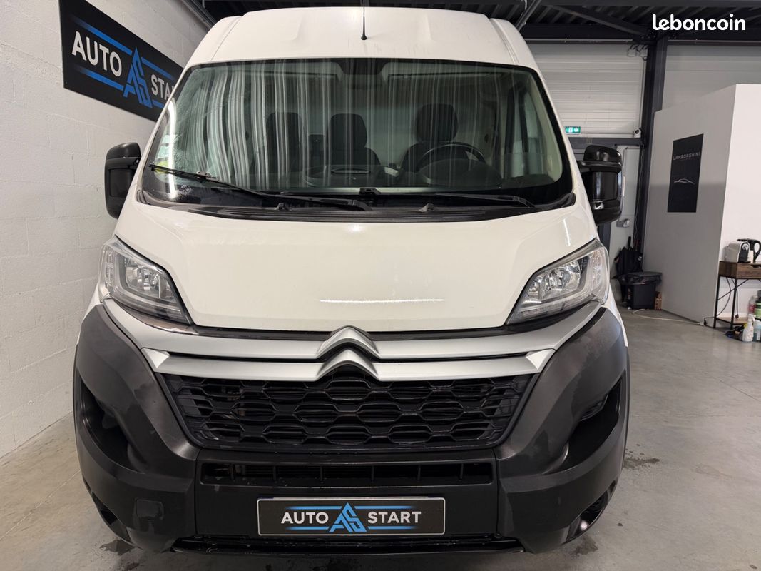 Citroën JUMPER FOURGON L2H2 Club 2.2 BlueHDi 140Ch / TVA RECUPERABLE / CAMERA DE RECUL / REGULATEUR DE VITESSE / RADARS AV & AR (image 4)