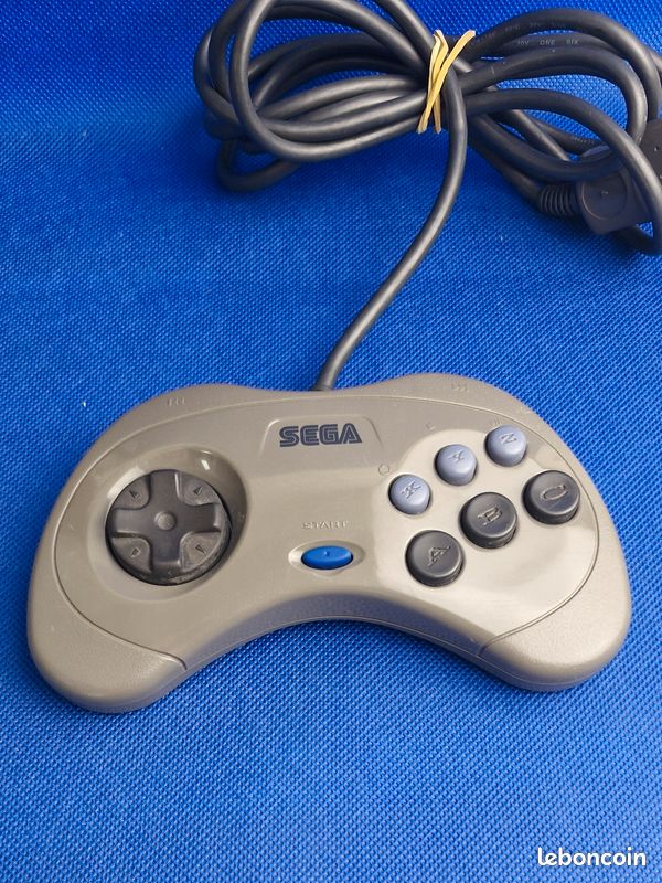 Manette Sega saturn blanche HSS-0101 - Consoles