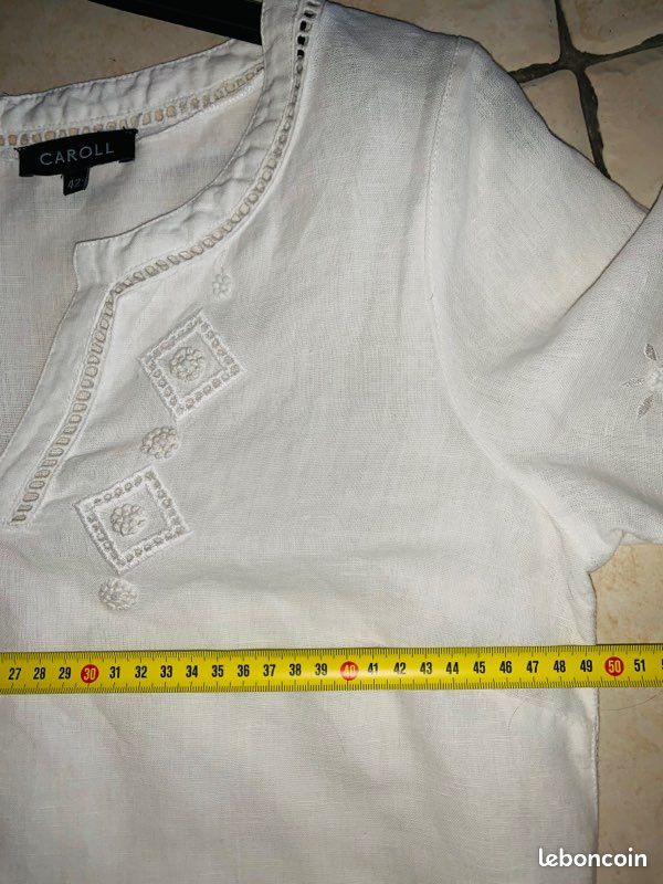 Robe blanche brodée marque Caroll Taille 42 (image 7)