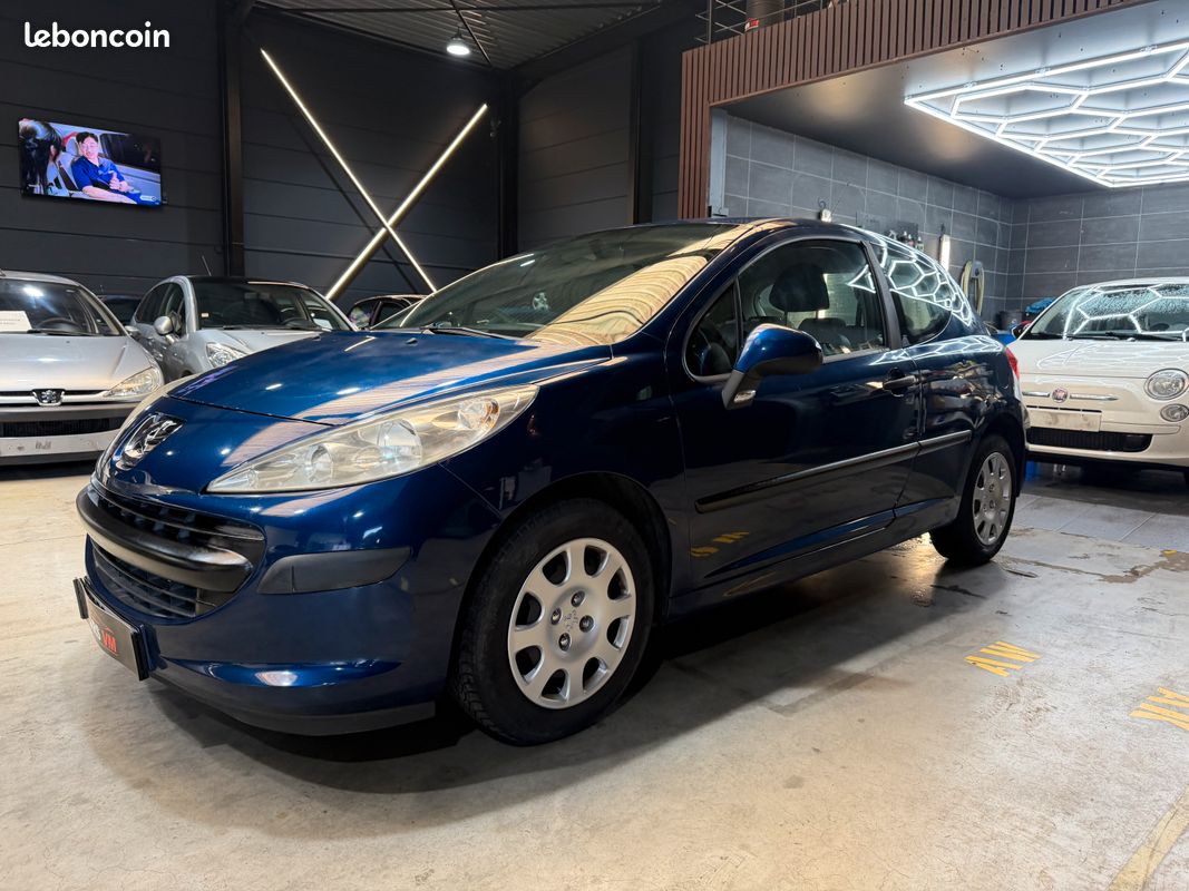 Peugeot 207 (image 1)