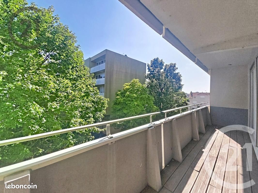 Appartement 4 pièces 71 m² · à Reims · 71 m² · 184 000 €