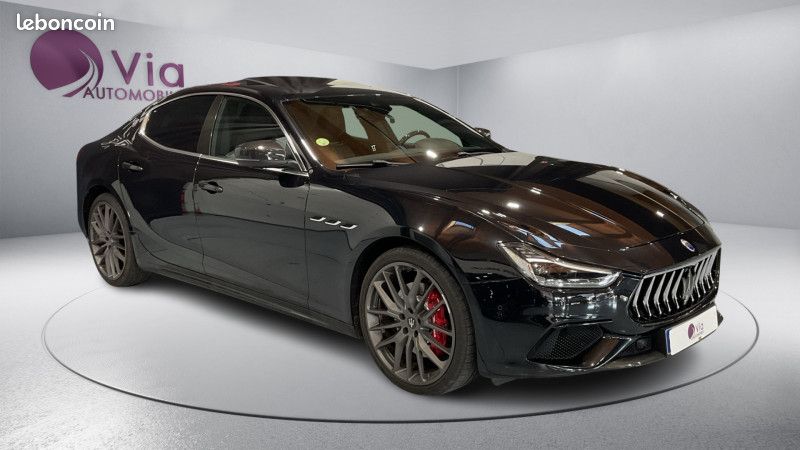 Maserati GHIBLI 3.0 V6 275CH DIESEL GRANSPORT (image 3)