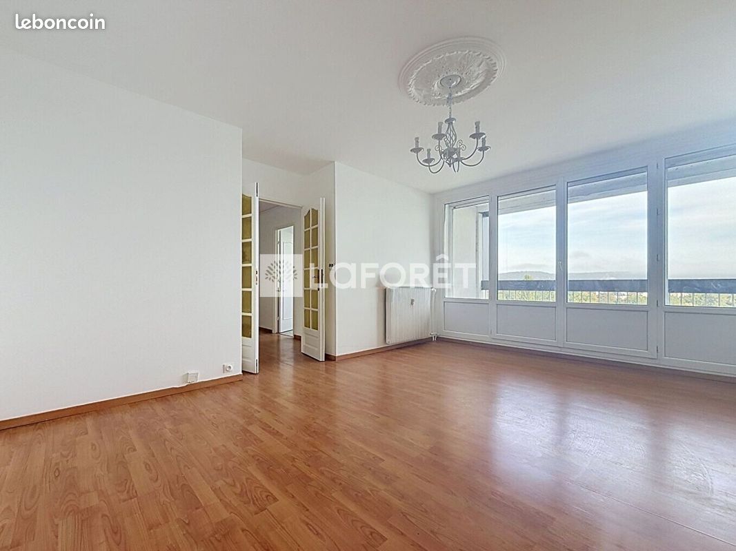 Appartement 3 pièces 72 m² · à Elbeuf · 72 m² · 900 €/mois