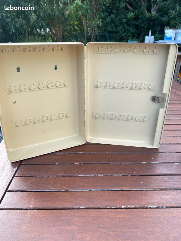2 armoires à clef (image 2)