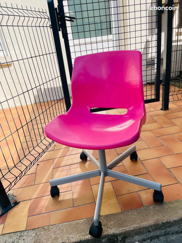 Chaise de bureau rose IKEA (image 1)
