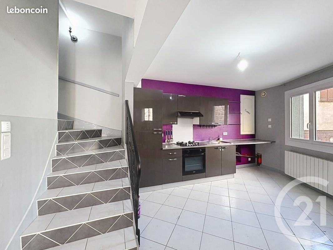 Maison 5 pièces 104 m² · à Chanonat · 104 m² · 950 €/mois