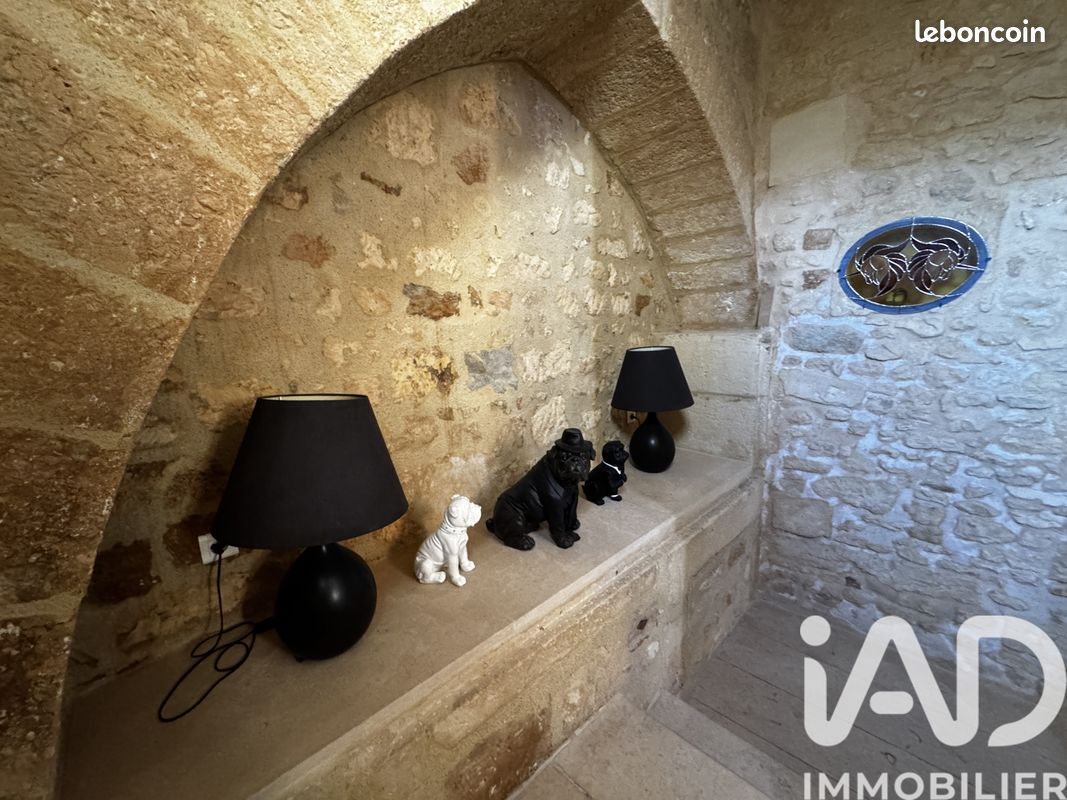 Maison 9 pièces 271 m² · à Pons · 271 m² · 396 000 €