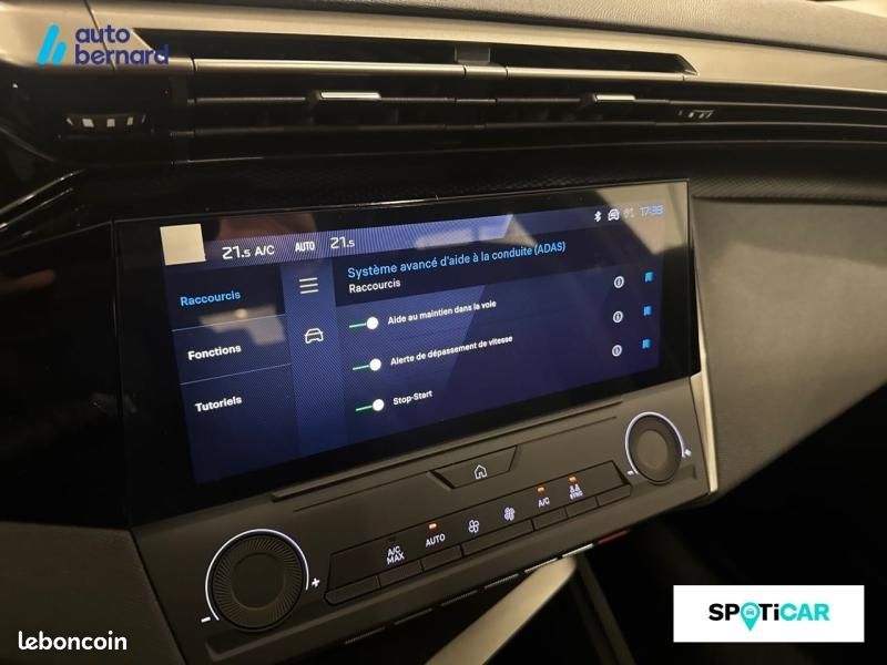 Peugeot 308 1.2 Hybrid 145ch Style e-DCS6 (image 14)