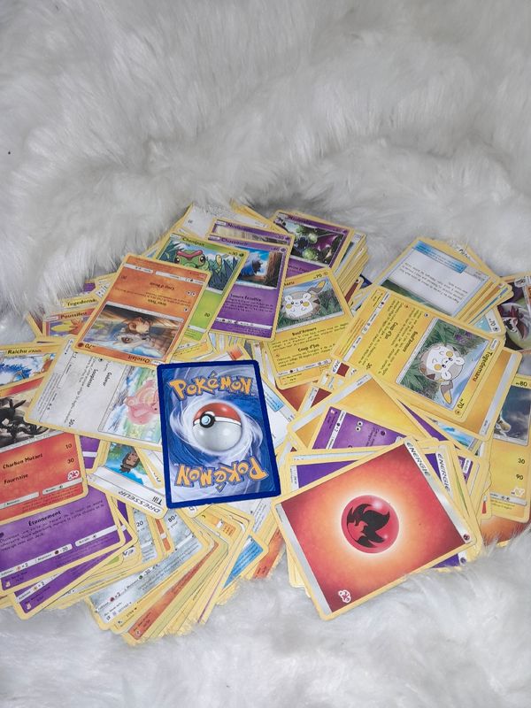 Livre rangement carte pokemon jeux, jouets d'occasion - leboncoin