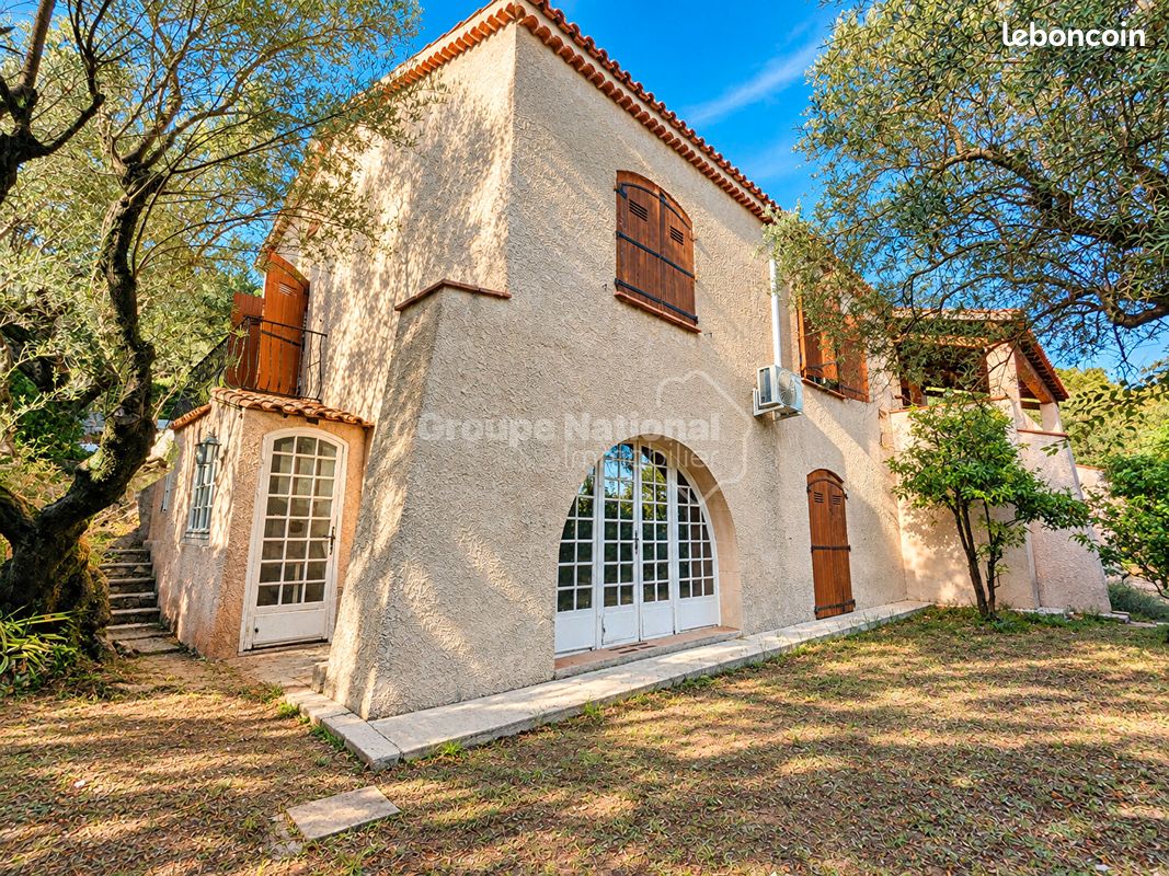 Maison 6 pièces 166 m² · à Toulon · 166 m² · 570 000 €